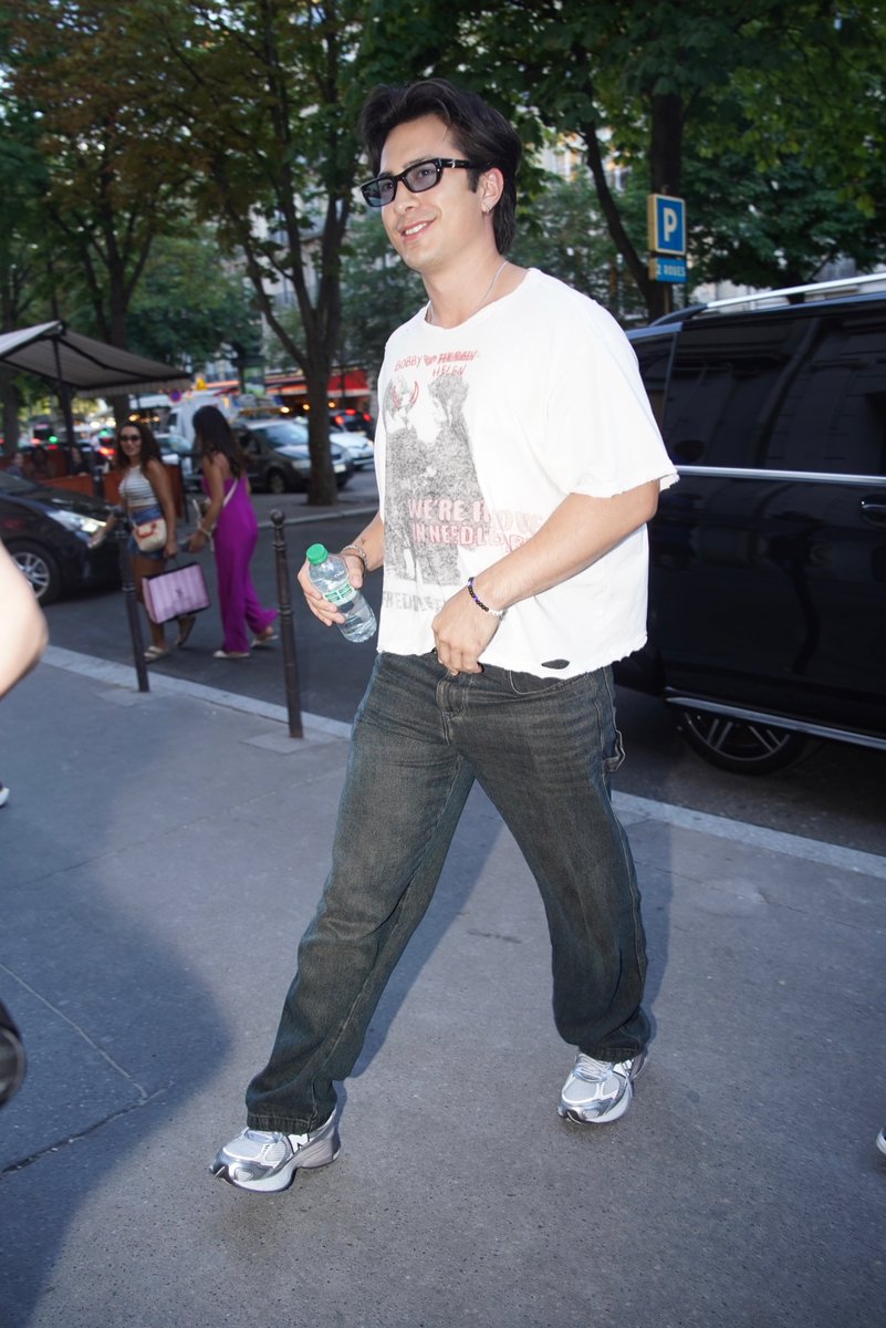 metgalacrave's tweet photo. Hudson Williams attends a Balenciaga event in Paris, France. https://t.co/ktRFaESGDX