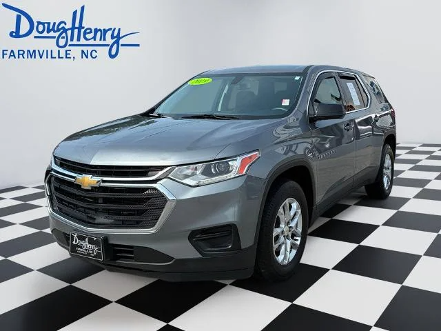 DHChevyGMC's tweet photo. Make sure everyone is comfortable in this Pre-Owned 2019 Chevrolet Traverse! 

Check it out --> https://t.co/YYFCUluEIq https://t.co/smrjuhDnk8