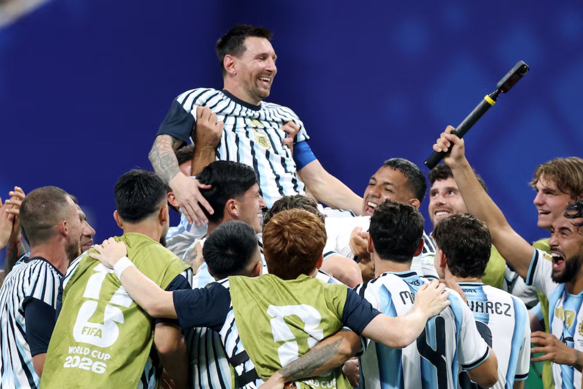 tv_cada's tweet photo. Con alma de campeón: Argentina reaccionó a tiempo, venció a Egipto y está en cuartos de final - Cada Mañana. https://t.co/q4a8R5DQKG https://t.co/0c0LUY8Qri