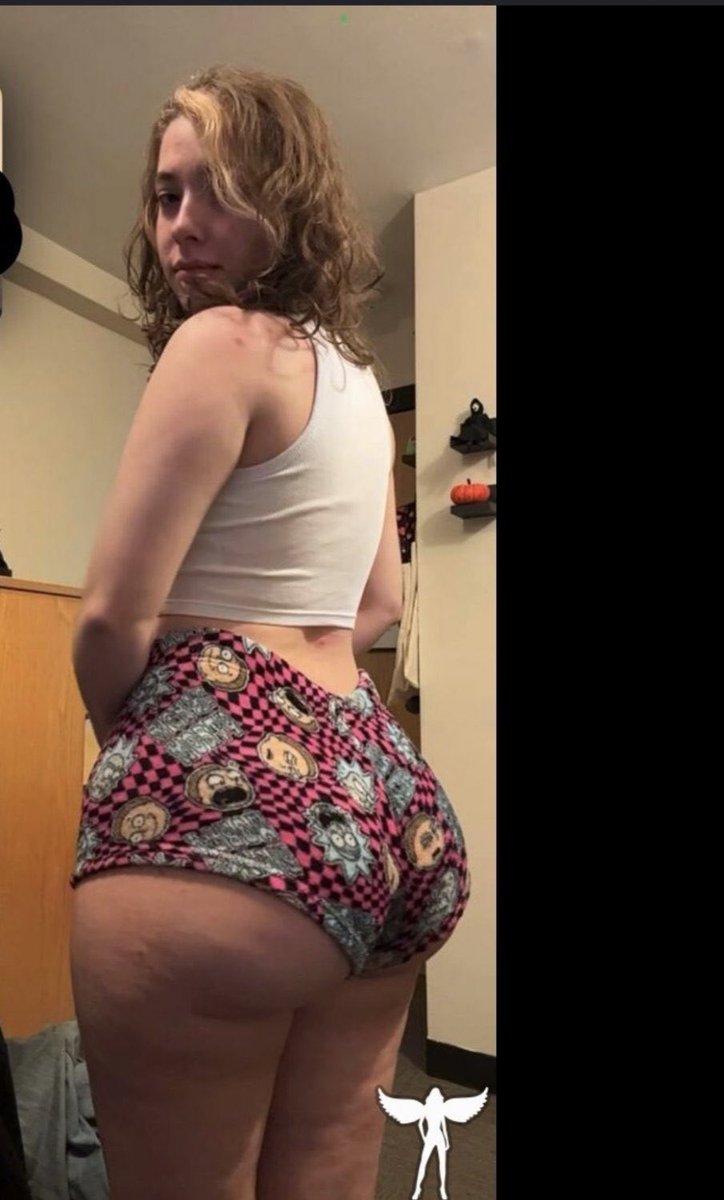 zuestheplug360's tweet photo. #college #pawg #bop https://t.co/lchupj1OBM