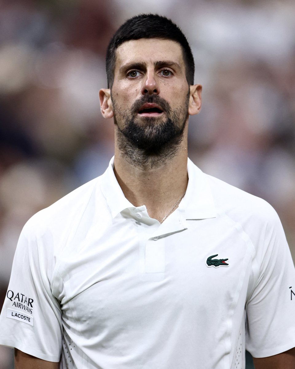 TennisChannel's tweet photo. We're going into a decider 🚨 

Felix Auger-Aliassime and Novak Djokovic are tied at 2-2 🤯 

#Wimbledon https://t.co/WLesUVG0IE