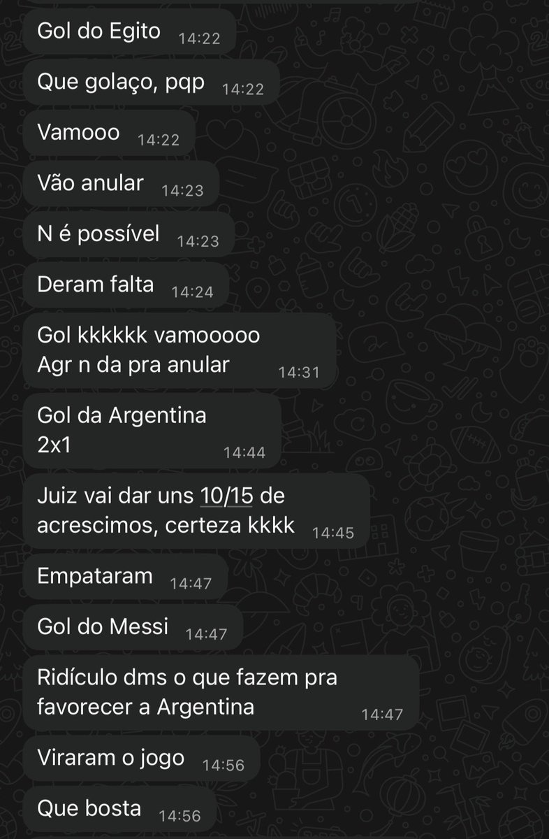coebabs's tweet photo. meu informante da copa do mundo enquanto tô no trabalho https://t.co/YtiMnyxNIz