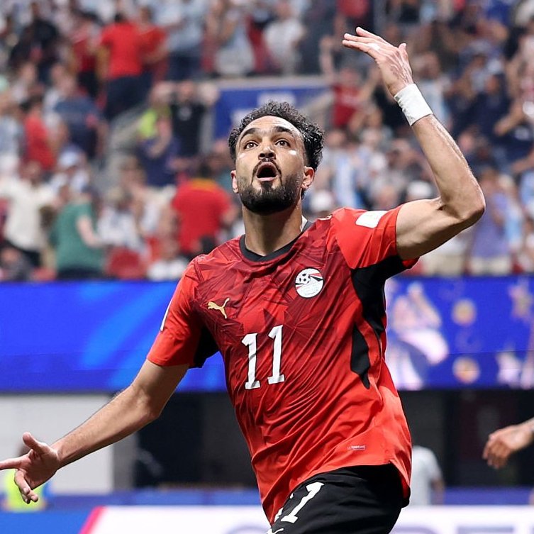 ChavoCanepa's tweet photo. Lamentablemente todo lo que pueda salir en redes y en medios sobre Mostafa Zico (Egipto), será sobre sus declaraciones post partido vs Argentina. Ahora en relación a lo meramente deportivo, me parece un jugador total, con agresividad, lectura de juego y llegadas a las dos áreas https://t.co/gAfIFu1wha