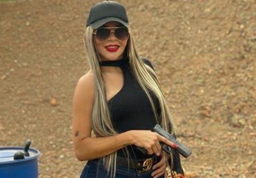 MaribelB658's tweet photo. @MnicaArosemena1 Esta narco alcaldesa para cuándo. https://t.co/YUnZbKfxvL