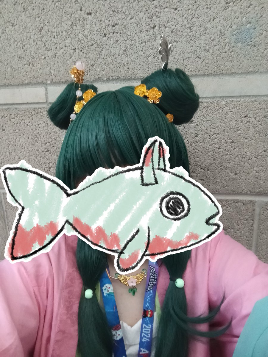 WatermelliVT's tweet photo. Alright, here's the rest of my Anime Expo photos (fish and all)! https://t.co/vnPry67d1B