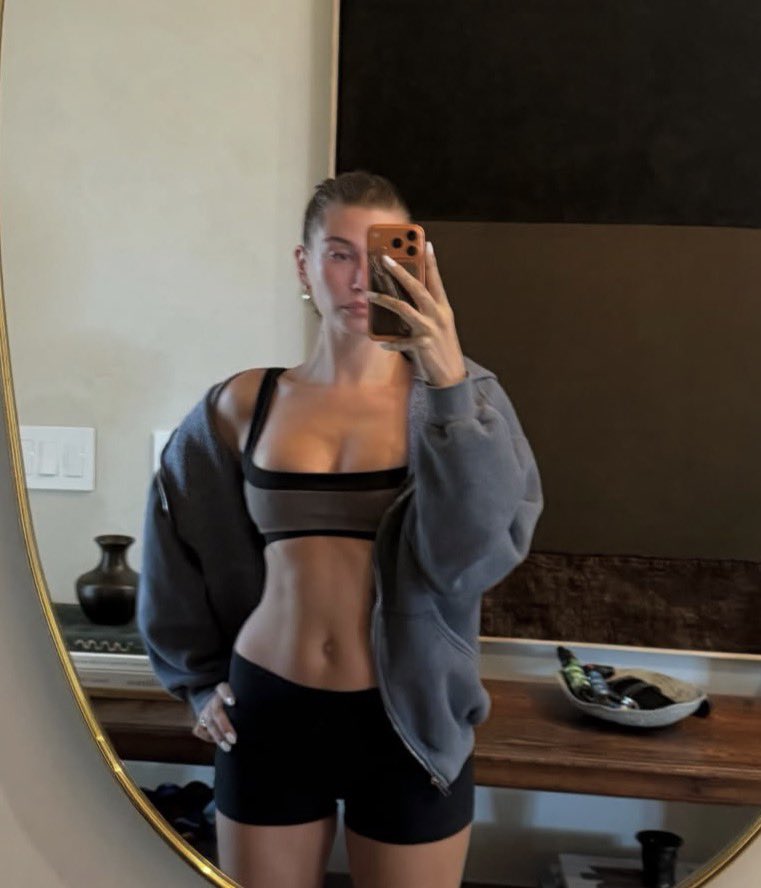 bloomformgk's tweet photo. everything about her is perfect https://t.co/dL50iGmlyU