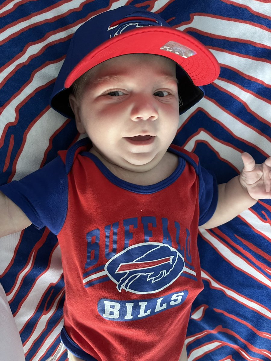 DuaneS39's tweet photo. 🚨𝗣𝗟𝗘𝗔𝗦𝗘 𝗛𝗘𝗟𝗣🚨

This is Owen. The son of my good buddy Matthew Wagner and his Wife Miranda.

This kid is a WARRIOR. No other word can describe him

He has spent more of his life the hospital than he has at home. He has faced a series of life-threatening medical challenges, including epilepsy, severe bowel disease, multiple major surgeries, kidney failure requiring dialysis, acute liver injury, and a rare immune disorder called HLH (hemophagocytic lymphohistiocytosis).

And he has BATTLED through it all and is finally back home in Buffalo. 

@26shirts has put together this shirt to raise funds to help ease the financial burden for Owen’s family. 

If you have the means to donate or buy a shirt, click ⬇️ #letsgobuffalo #billsmafia 

https://t.co/pdtlvPdv4M