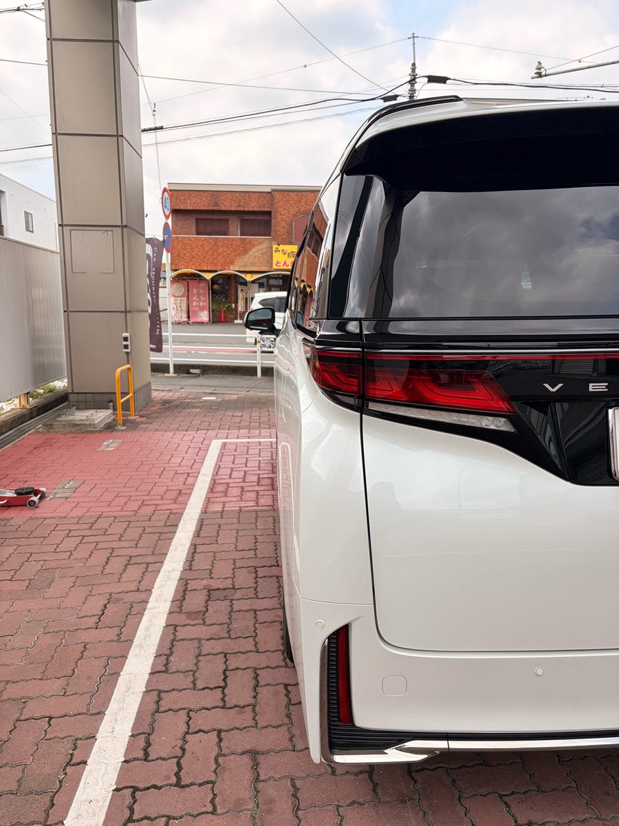 a2m_aichi's tweet photo. 40ヴェルファイア　半年点検でご来店いただきました😉
セキュリティ問題なく動作しておりますのでこれからもご安心してお乗りいただけます✨

お困りごとがございましたご遠慮なくご連絡くださいませ
公式LINEでも承っております🙂‍↕️

次回は1年点検でお待ちしております
本日はご来店ありがとうございました♪

#a2m
#a2m愛知
#40ヴェルファイア
#カーセキュリティ