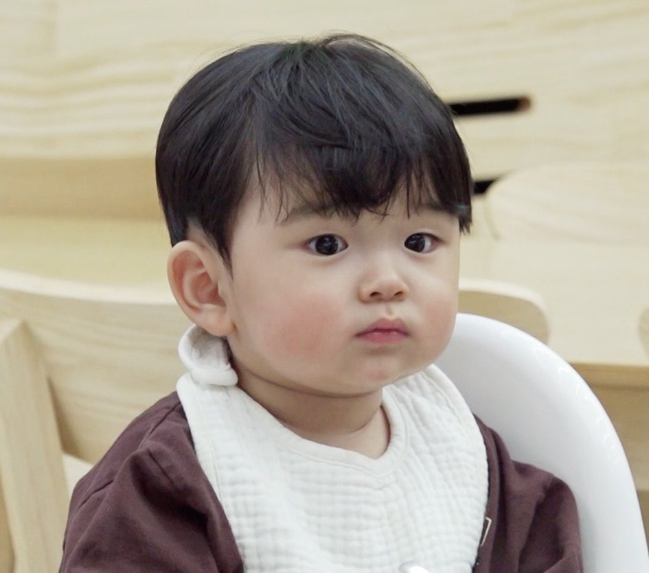 Bxmgui's tweet photo. ก่อนกิน                                    หลังกิน https://t.co/ehKgPfenY3