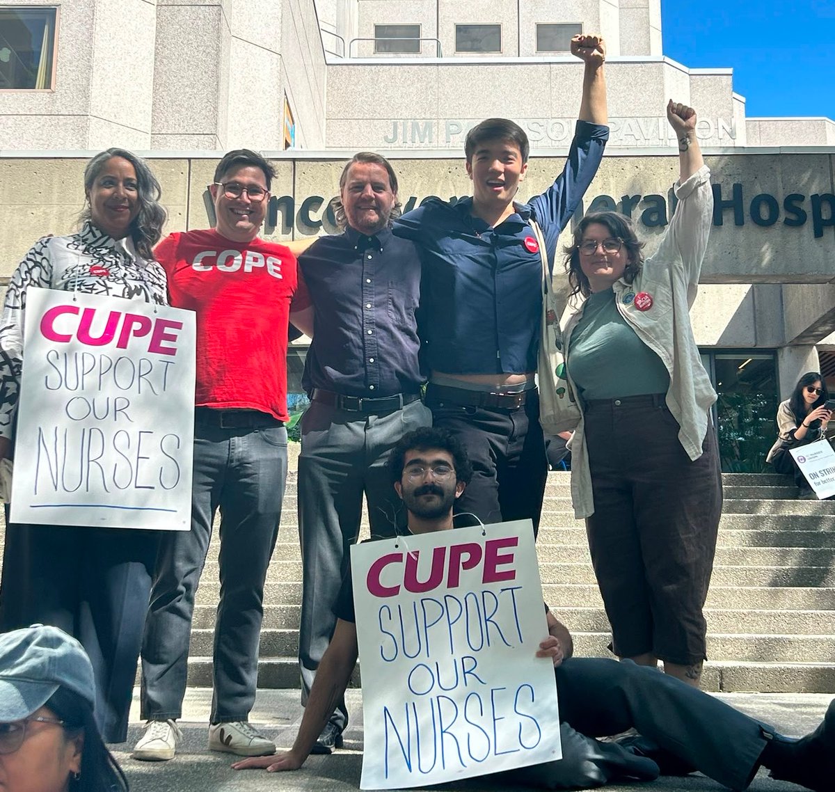 COPEVancouver's tweet photo. COPE candidates and volunteers visited picket lines this morning to show solidarity with BC Nurses Union members outside Vancouver General Hospital. 

We're fighting to make Vancouver a Solidarity City. 

@builtjustice @SeanOrr https://t.co/oOBmE2gwfR