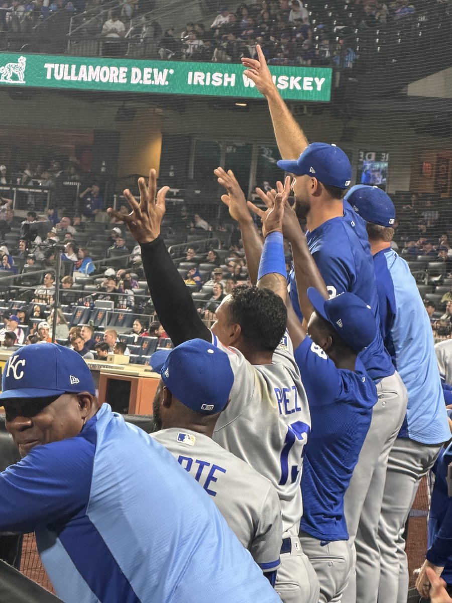 goldbergkc's tweet photo. Tyler Tolbert another infield hit.  Dugout celebrates.  That ties the MLB modern day record for hits in 12 straight plate appearances. https://t.co/hmebIetwQc