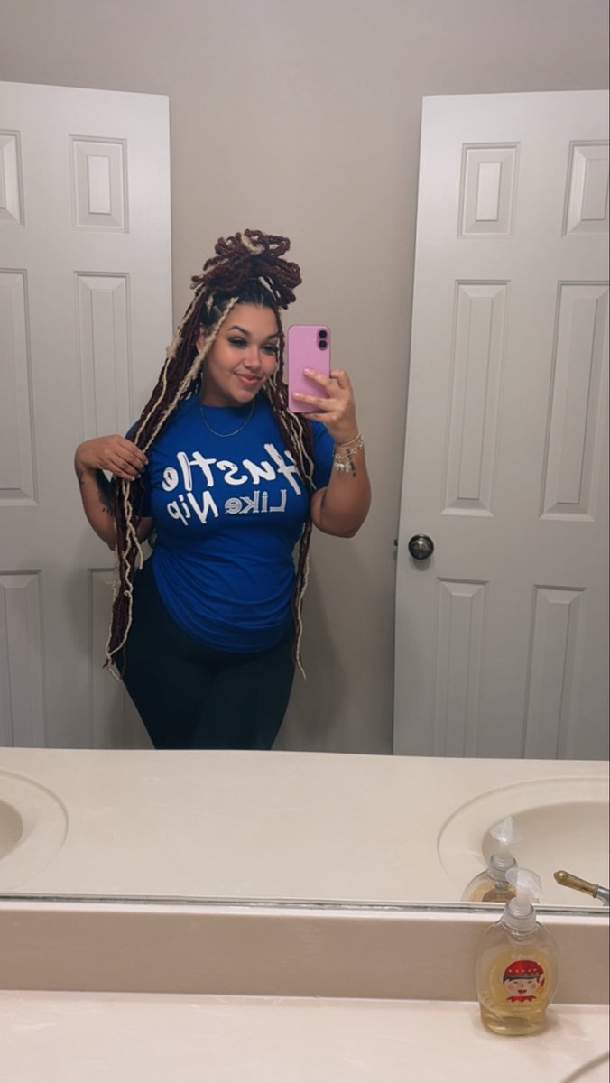 LexiiLilMama's tweet photo. proof of life 😘 https://t.co/Oht9faU8Mg