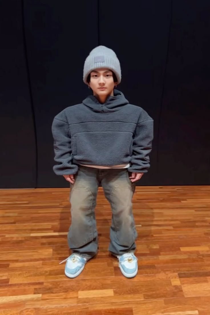 leedollye's tweet photo. wonnie las mira para que taggen vamos vamoss

WE STAND WITH SEVEN
#ENGENE_For_sevEN
#BOYCOTT_BELIFTLAB_AND_HYBE https://t.co/X91BB6b7EA