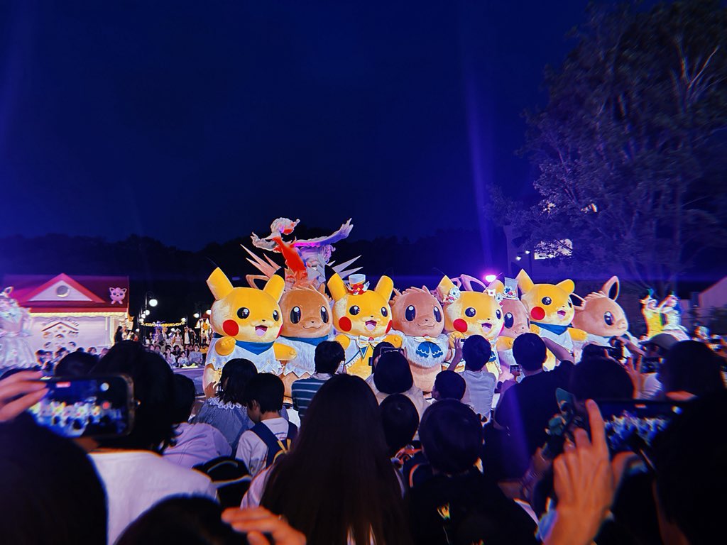 Pokemon_ume's tweet photo. HUJIというアプリで撮ったら映え写真になった
#ポケパーク #ポケモン #イーブイ #ピカチュウ https://t.co/GE5L5XxnOB