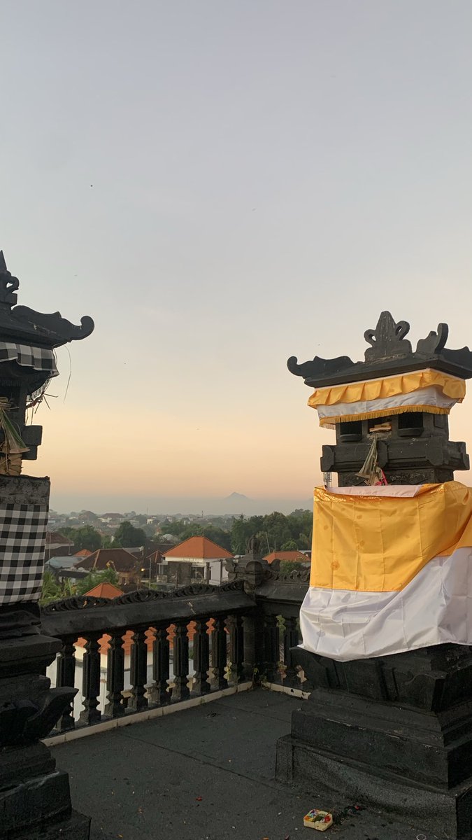 dellicatz's tweet photo. dah seminggu pindah ke bali https://t.co/4Zv6lb3F0x