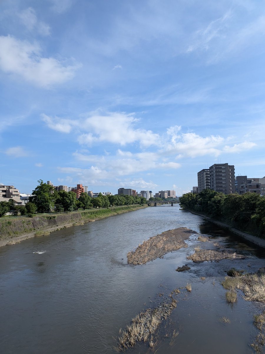 kisuisha's tweet photo. 水曜日は汽水社定休日です

また明日お待ちしています https://t.co/RlMtdJc46J