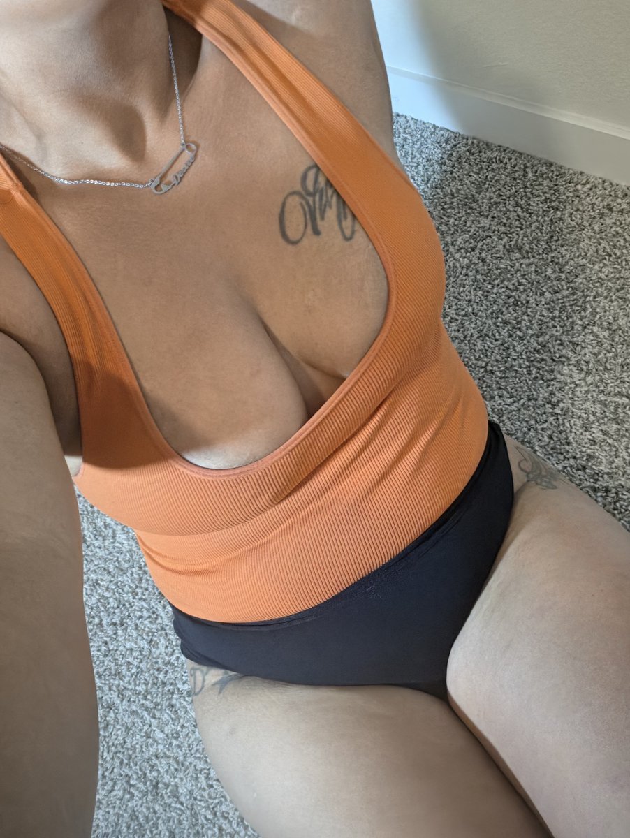 Prettydaisey4's tweet photo. Cum play with me https://t.co/lBnG0wP05y