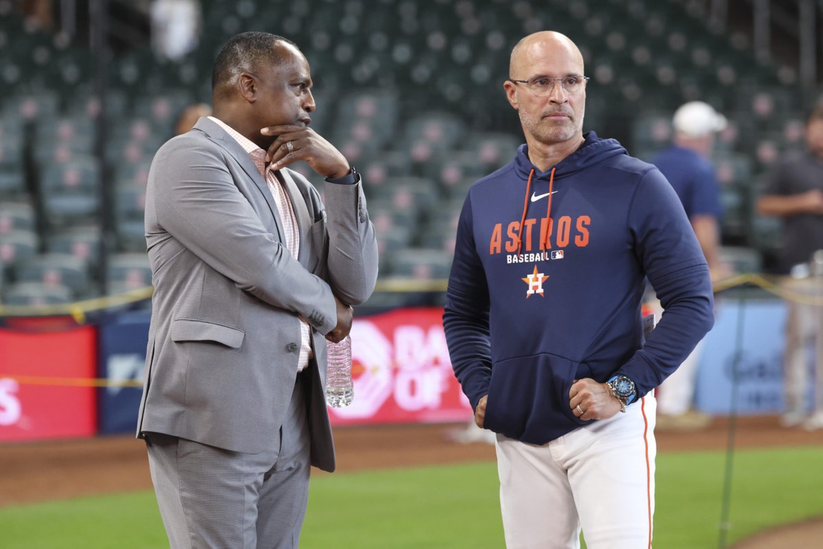 mlbtraderumors's tweet photo. Astros Still Looking For Left-Handed Outfielder, Righty Relief https://t.co/1afaYpeM08 https://t.co/DEd8r6W3um