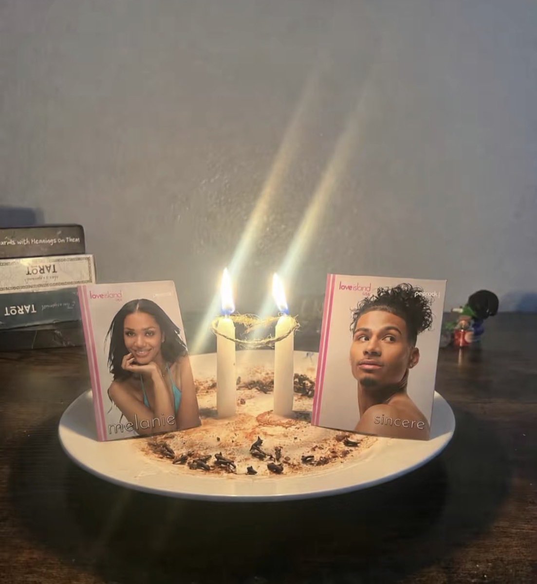 KisseslikeKay's tweet photo. Okay let’s make something shake #LoveIslandUSA https://t.co/vjcahsUkJG