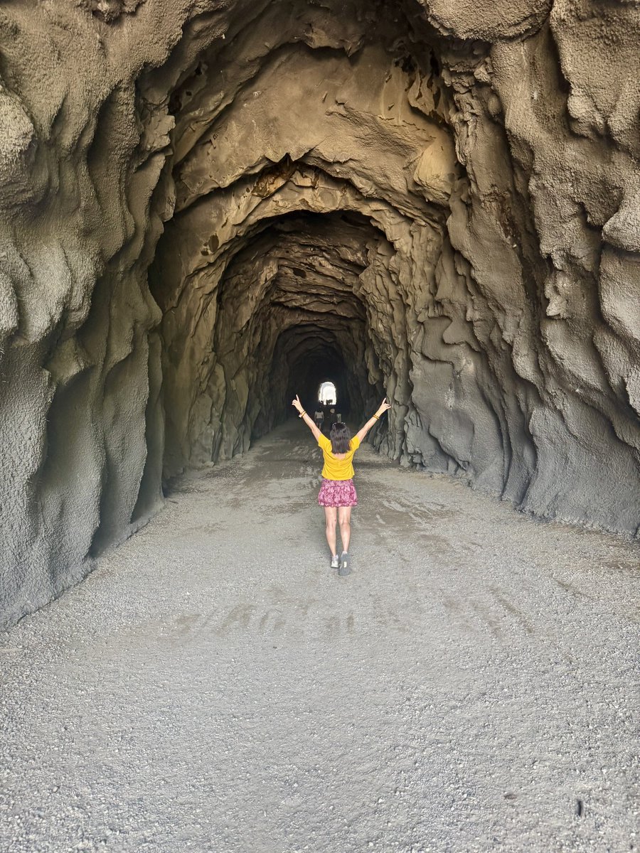 FugaciousOne's tweet photo. You think there’s light at the end of the tunnel… naah… there are more tunnels at the end of the light at the end of the tunnel 🤣
#OthelloTunnels
#TunnelAfterTunnel
#PlotTwist #MoreTunnelsAhead #ExploreBC
#BeautifulBC https://t.co/mCqCeQTiZo