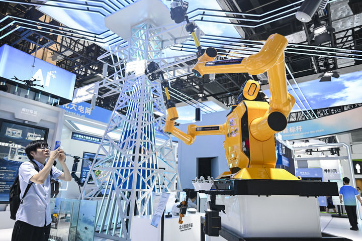 ChinaScience's tweet photo. The 2026 World AI Conference (WAIC) will be held in Shanghai from July 17 to 20 under the theme "AI partnership for a brighter future," featuring six major sections ranging from forums, exhibitions, to innovation incubation and talent exchanges, with more than 1,100 exhibitors signing up for the event. Over 3,000 exhibits are expected to be on display during the conference, among which more than 300 products will make their global debuts.