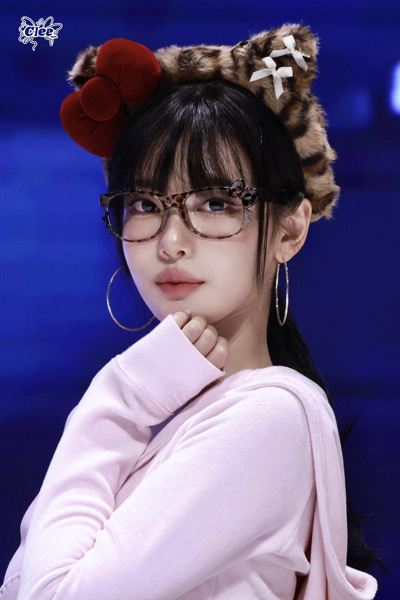 C1ee_Ning1023's tweet photo. 260704 MS 🐆kitty🎀🔗

#NINGNING #닝닝 #宁宁 #宁艺卓 
#aespa  #에스파  #ニンニン https://t.co/jCxgURVOEE