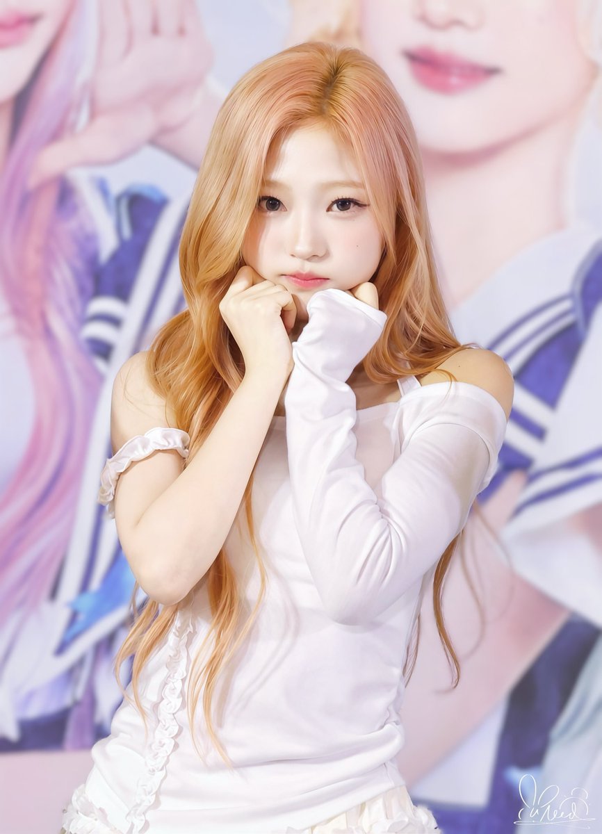 H2Hs_DAHYUN's tweet photo. [#핑크텔라🧁]

🥚

#Hearts2Hearts #하츠투하츠 #STELLA #스텔라 #ステラ https://t.co/8wHfX5sRuj