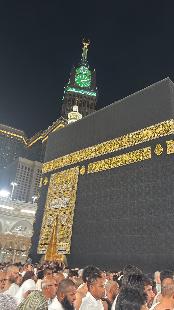 iivv8_'s tweet photo. الحمدلله على تمام العمرة 🤍 https://t.co/eLcfzpVg5a