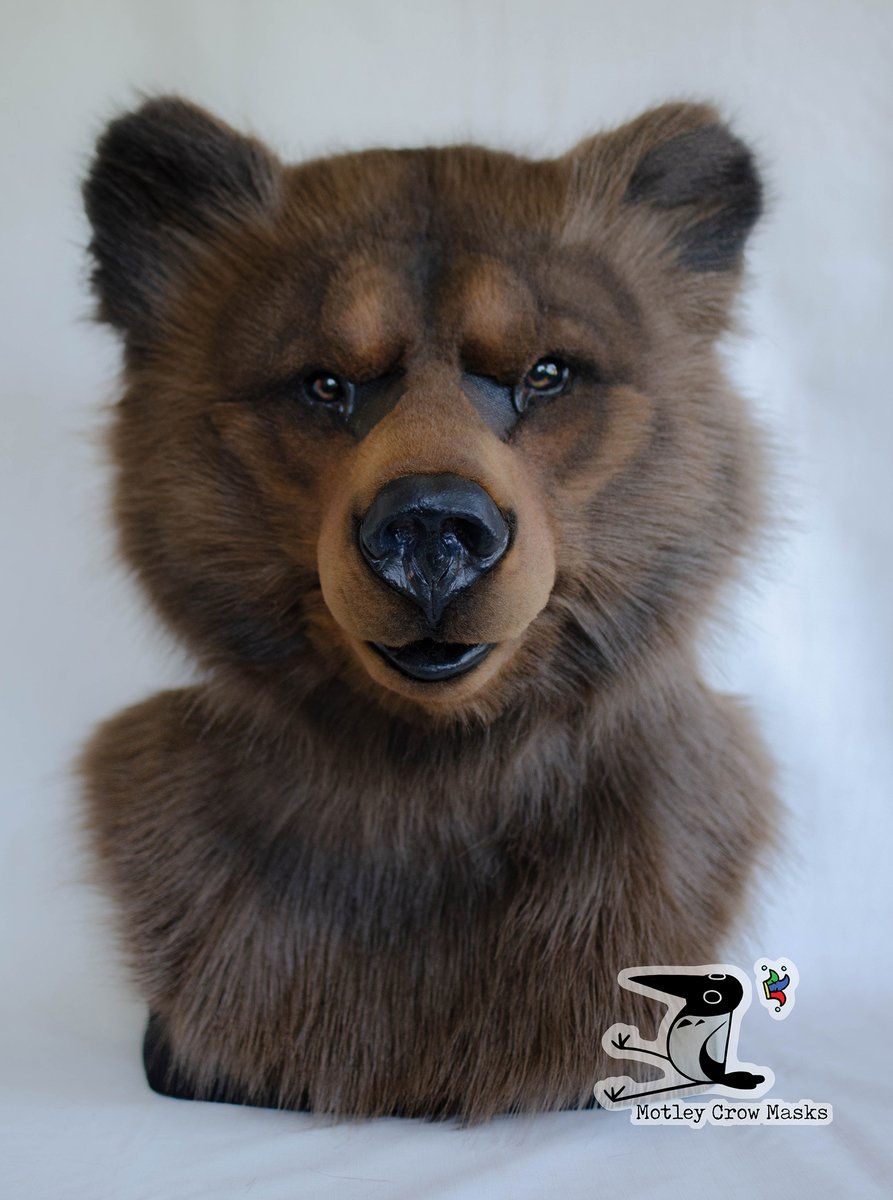 MotleyCrowMasks's tweet photo. Auction announcement! The bear will be for sale starting on Thursday, noon (PST), and running until the end of the weekend. There WILL be a buyout option this time around, set to a normal full price sale. Link in the thread below ⬇️ https://t.co/qboj2YDXlo