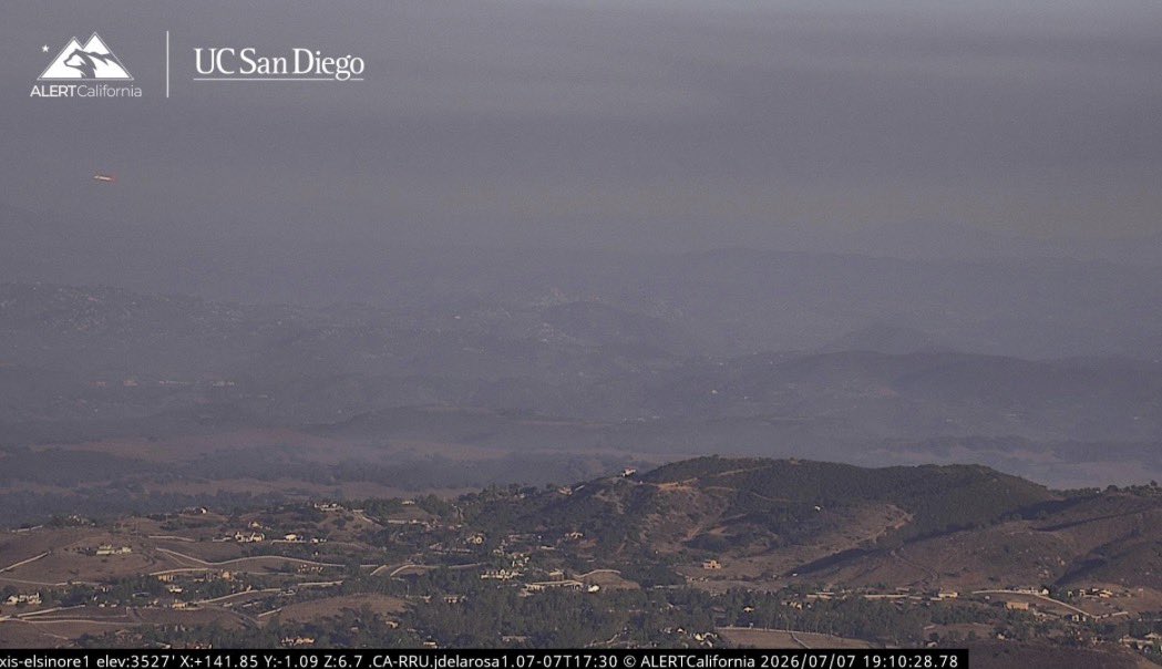 CodeThreeNews's tweet photo. 🔥Update: #VolcanoFire/#RiversideCounty
The fire is now 200 acres.
2 air tankers have now been released and 2 night flying helicopters will be committed to the incident for tonight - per radio traffic.
Latest views of the fire look much much better https://t.co/khk90w1uCT