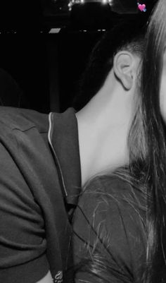 JeffBog_22's tweet photo. ¿Quién se anima a cumplir la fantasía de una pareja de 24 y 23 años? 😈

Buscamos a una mujer entre 30 a 45 años que tenga experiencia, actitud y ganas de compartir un momento lleno de química, confianza y diversión. Si te gusta la buena compañía... Creemos que podríamos llevar💋 https://t.co/CAMGn51F0W
