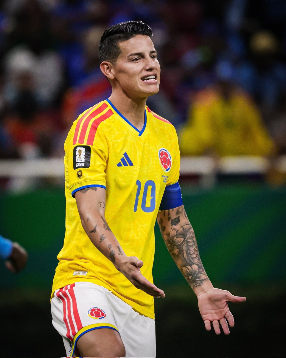 villaxmorat's tweet photo. te voy a querer por siempre james david, gracias por tu historia y las alegrías que le diste al país, merecías más… https://t.co/iqP3AhTzH2