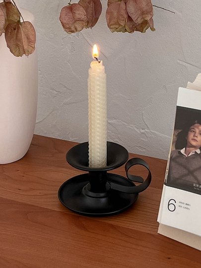 keonmartz's tweet photo. temanya lilin abad pertengahan kah min? https://t.co/nvXKrS0wvh