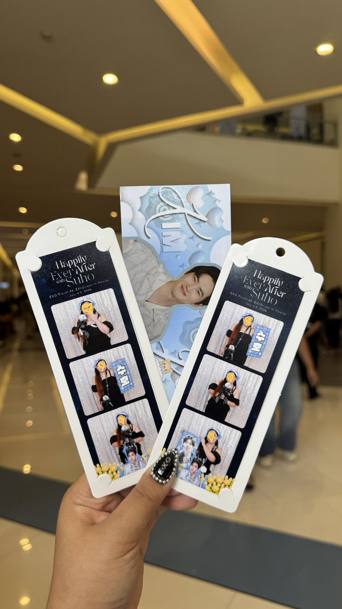 KeepSuLaying's tweet photo. So happy I got to enjoy the fanzone. Thank you for the effort @myeonandonlyph 🩵  

I was able to buy the bandana and keyring, but now gusto ko na rin ng bag at cap huhu please please please 🙏 https://t.co/m9tBdSMi3r