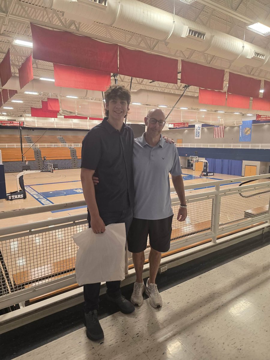 LandonBarnes26's tweet photo. Thankful to receive an offer from Oklahoma City University! Thank you to Coach Moser for a great visit and his confidence in me! Enjoyed my time on a very familiar campus! #OCU #GoStars @TexasHoopsGASO @3amen3 @AssaultSouthern @NCBasketball https://t.co/thGghsuzkt