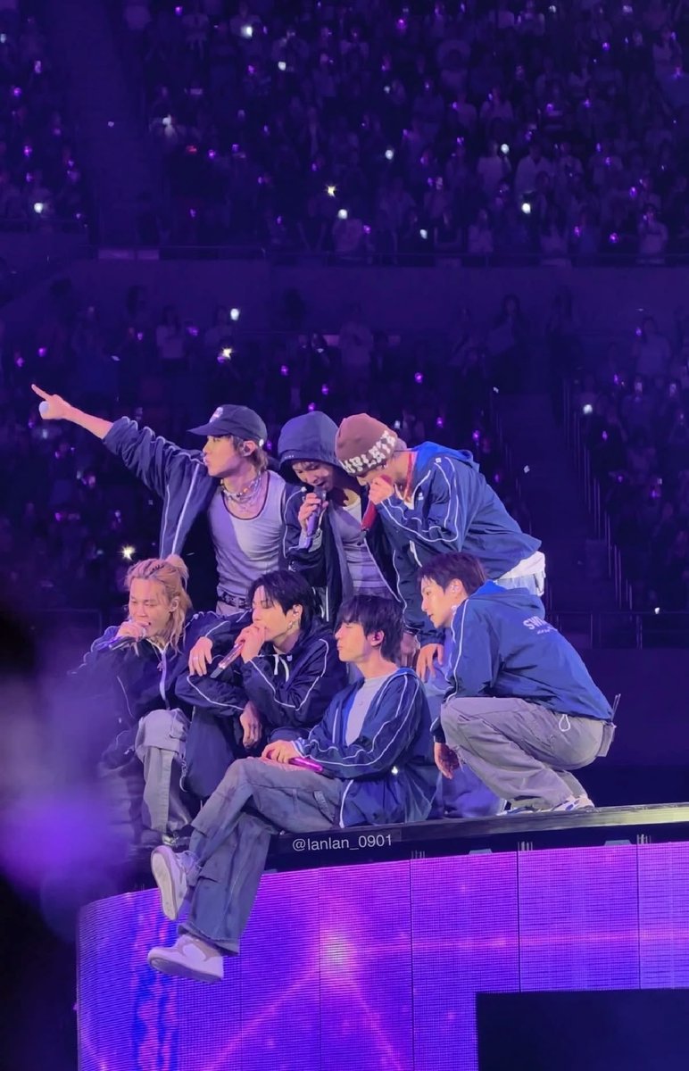 bunnybyjk's tweet photo. hiii armytwt!! super baby army who wanted to make an account to talk about bts and share my new love for them☹️☹️😖😖💕💓 idk how this works im figuring out out as i go butttt i would love be moots with anyone :))

ot7/jungkook biased!!

 #bts #armytwt https://t.co/C3UXgZ1pDM