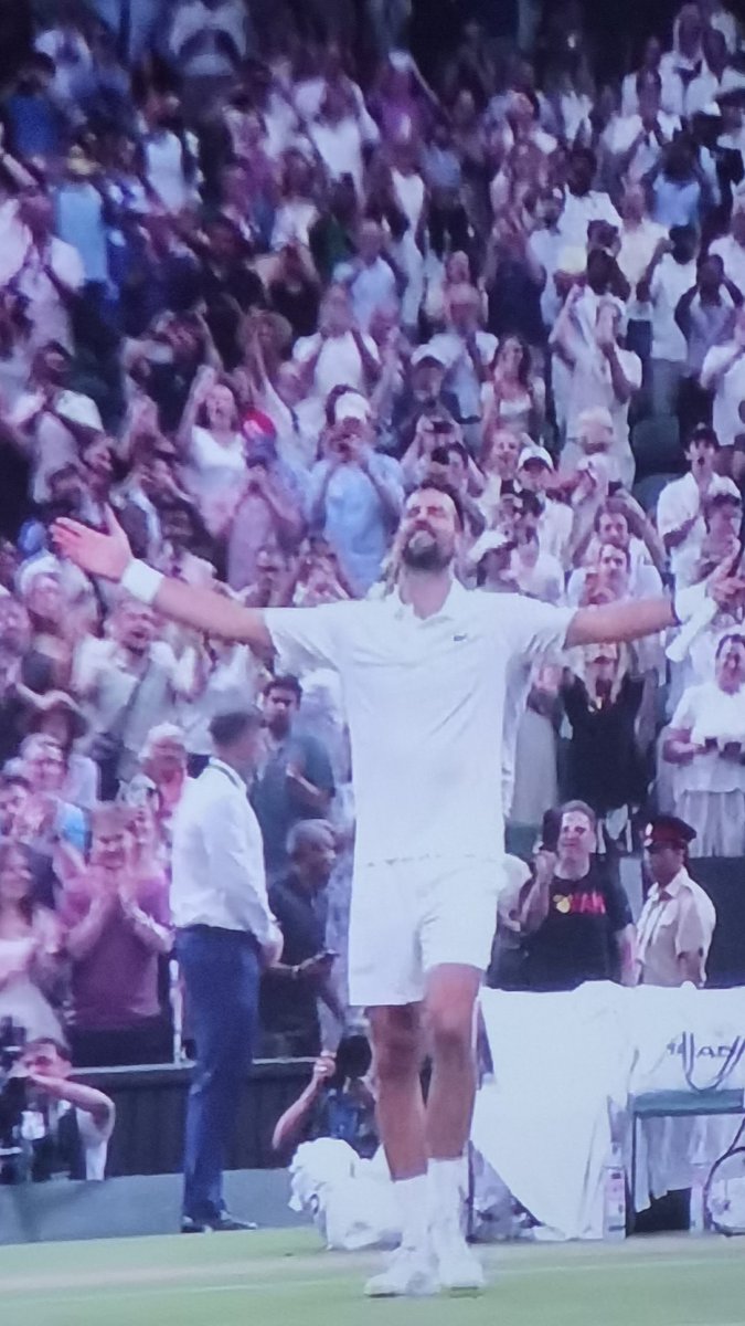 zdeno_s's tweet photo. Kakav Meč #Wimbledon
Bravooo
@DjokerNole https://t.co/E4nqxO52sW