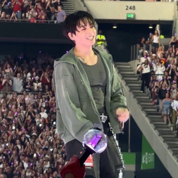jimwal13's tweet photo. Nooo please my Kookie 💘💘 https://t.co/ykwwq9iV23