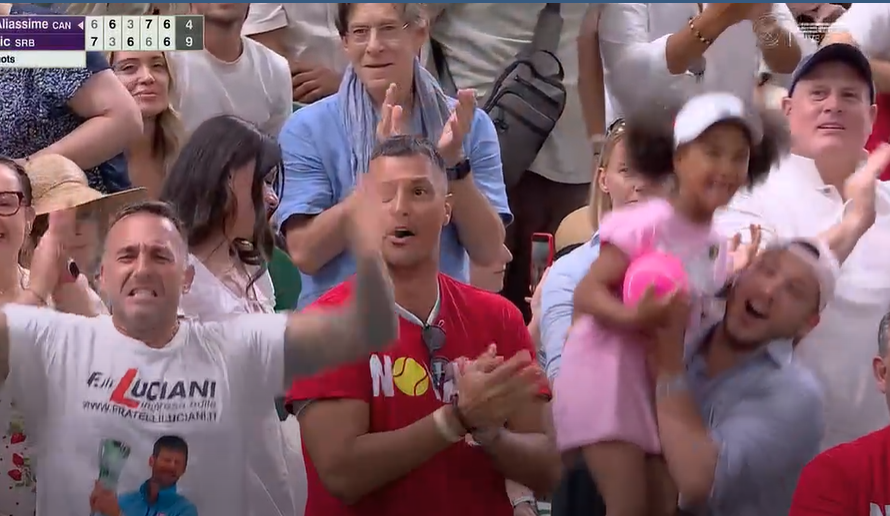 CristinaNcl's tweet photo. everybody loves Novak https://t.co/gJ2P7pX0vf