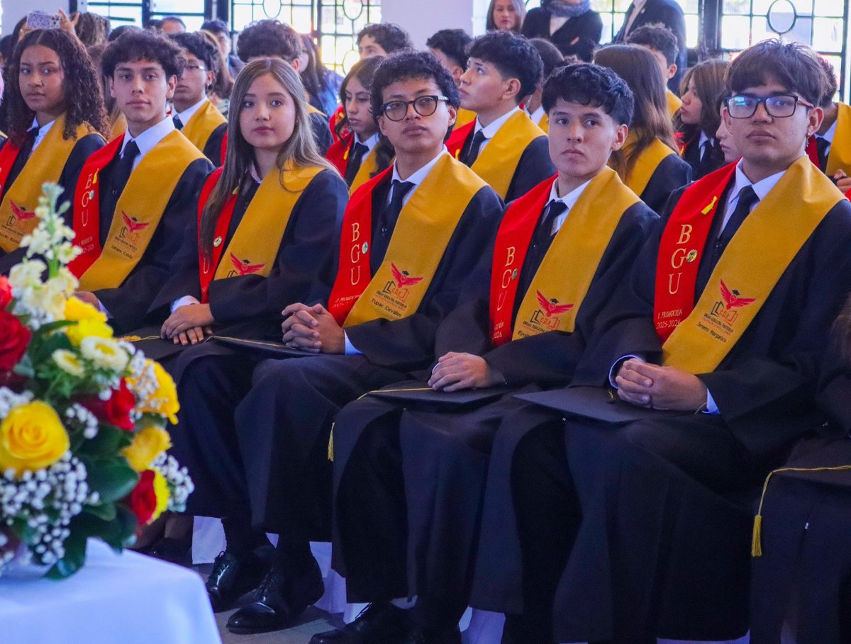DeporteEc's tweet photo. Hoy fuimos parte de la incorporación de los nuevos bachilleres de la Unidad Educativa Concentración Deportiva de Pichincha, una ceremonia que reconoce el esfuerzo, la constancia y la pasión con la que han sobresalido tanto en las aulas como en el deporte.🎓🇪🇨 

#Graduados2026 https://t.co/2r8ZLM3pCp