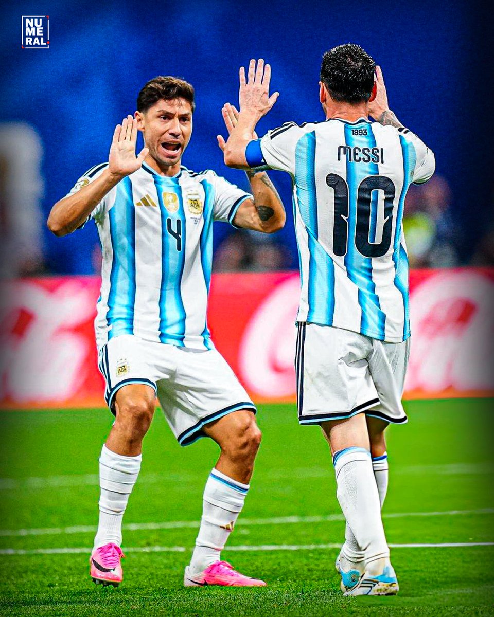 NumeralRiver's tweet photo. 👟 Hoy volvimos a tener una asistencia para gol de un jugador actual de River. La última vez fue hace 40 años.

🔙 1986: Héctor Enrique a Valdano en la final contra Alemania.
🆕 2026: Montiel a Messi en el 2-2 de hoy. https://t.co/EfuBpgODc5
