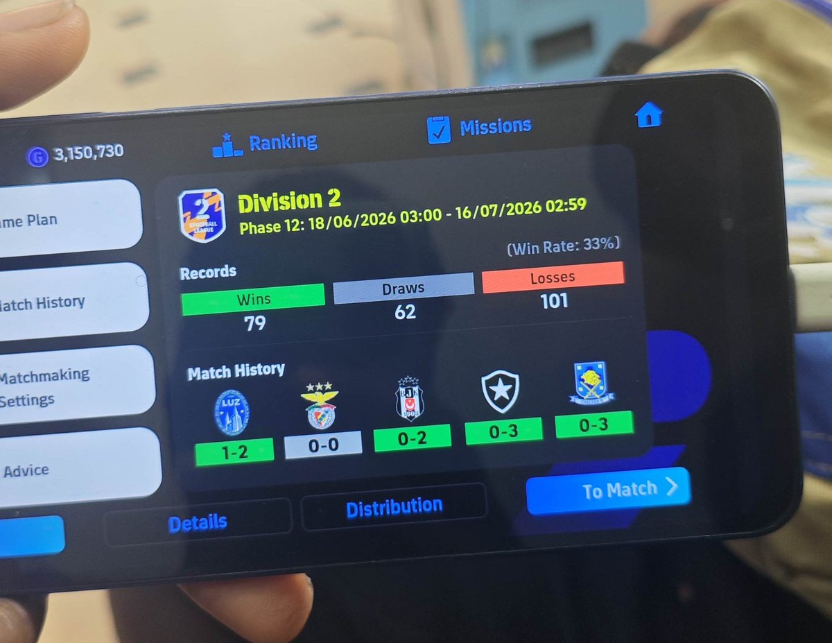 YourCentr's tweet photo. I'm tired of this game 😭😭😩😩
The scripting is just too much 

I think it's time to delete eFootball and move on 😭 https://t.co/rIgu5hl1zO