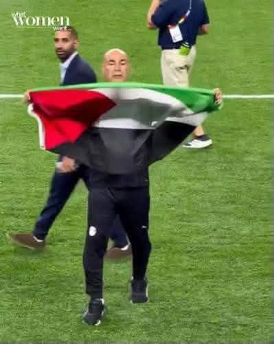 1mokm's tweet photo. طاهر و شريف يا حسام https://t.co/tlkIY6JD96