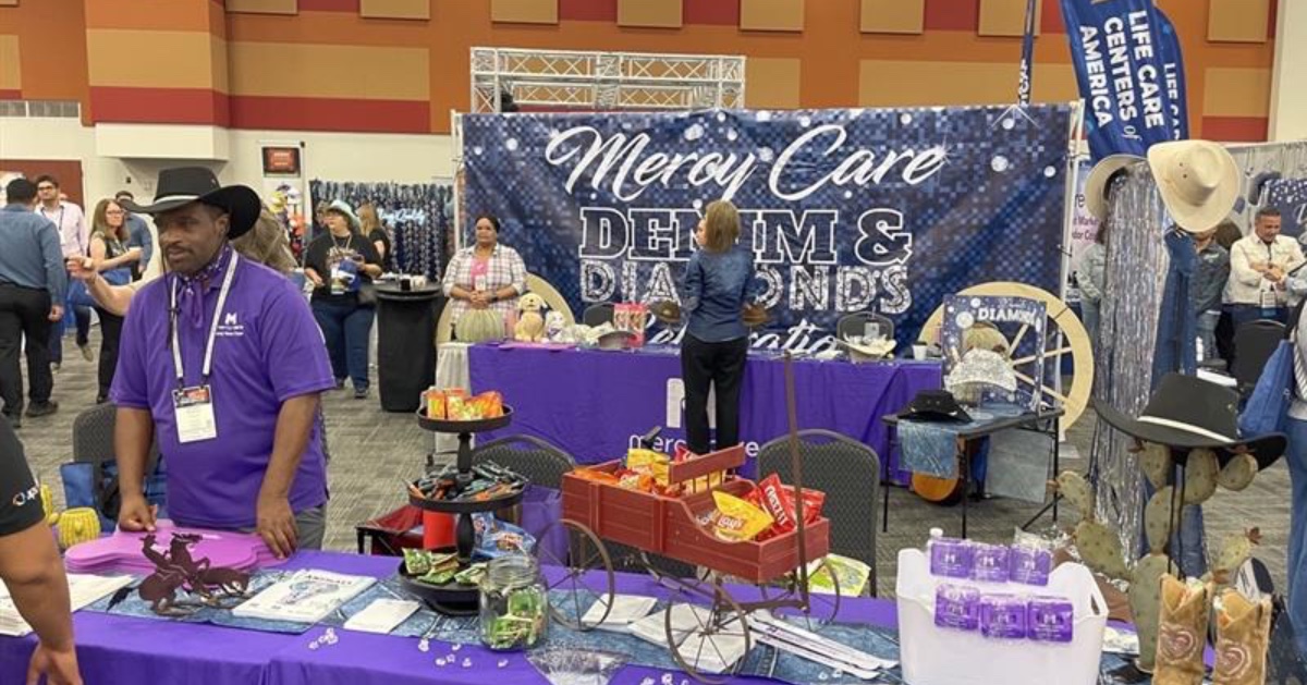 mercycareaz's tweet photo. #MercyCareAdvantage was proud to serve as a title sponsor of the @AZHealthAssoc Convention in June. We joined healthcare leaders to improve care for older adults and people with complex health needs.

Together, we are building healthier communities across Arizona. https://t.co/PaKpHTw5TR