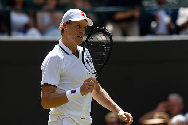 TheTennisLetter's tweet photo. Jannik Sinner and Novak Djokovic will face each other in the Wimbledon semifinals.

Jannik leads the head-to-head 6-5.

H was on a 5-match win streak before Novak snapped it in Australia earlier this year.

Jannik won their last meeting on grass in the 2025 Wimbledon semifinal in straight sets.

The world No. 1 and defending champ vs. The 7-time champ.

Who wins?

🇮🇹🇷🇸