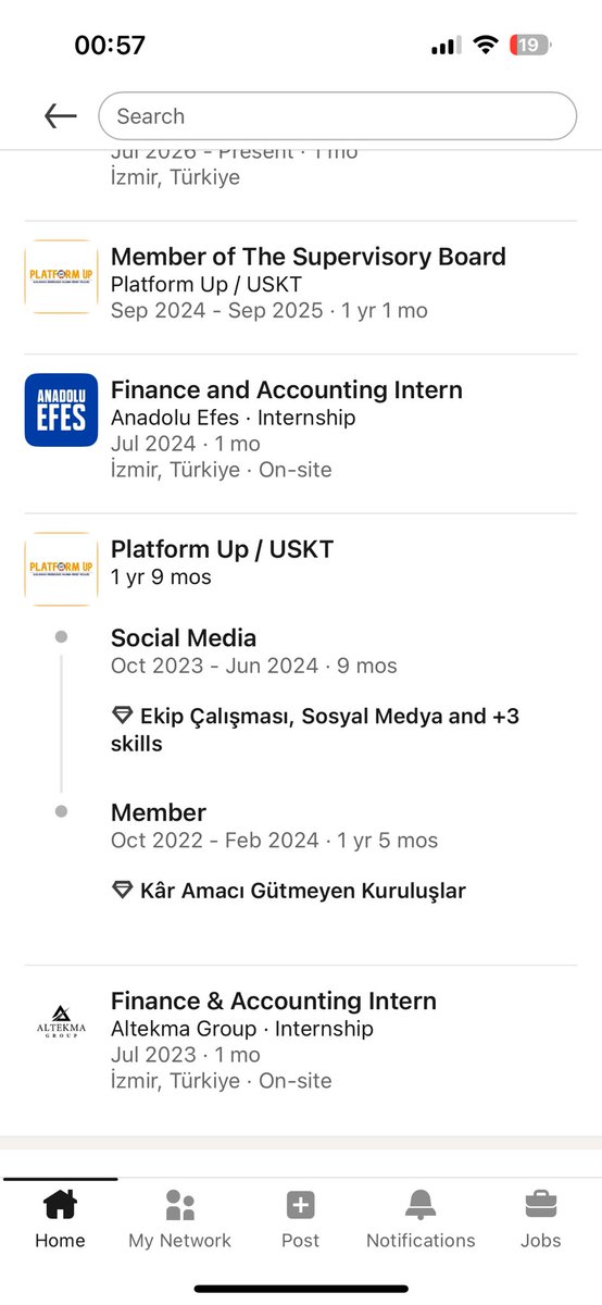 riddleriddle14's tweet photo. benim cv                    /   benim yerime işe
                                            aldıkları kızın cv https://t.co/BlsBenv9k8