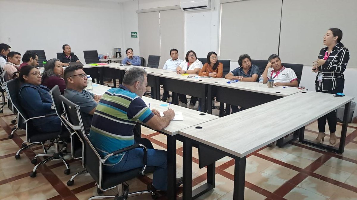 INEYucatan's tweet photo. La #05JuntaDistritalEjecutiva del #INEYucatán impartió el curso "Técnica de las 5S",con el objeto de propiciar una atmósfera que favorezca el desarrollo profesional y bienestar del personal; disminuir factores de riesgo para la salud, y fomentar una cultura organizacional. https://t.co/0ZbAOfZSKb
