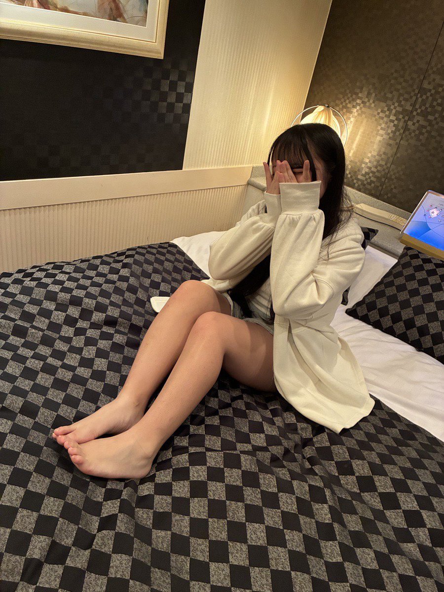 su_san00004's tweet photo. さらちゃん
今は🈁👇
https://t.co/xph1SIpPYP 
@pvnyew 
　Blueskyﾚﾎﾟ
　👇
https://t.co/tVaJ0341G0 https://t.co/6VnwaAm9ZU