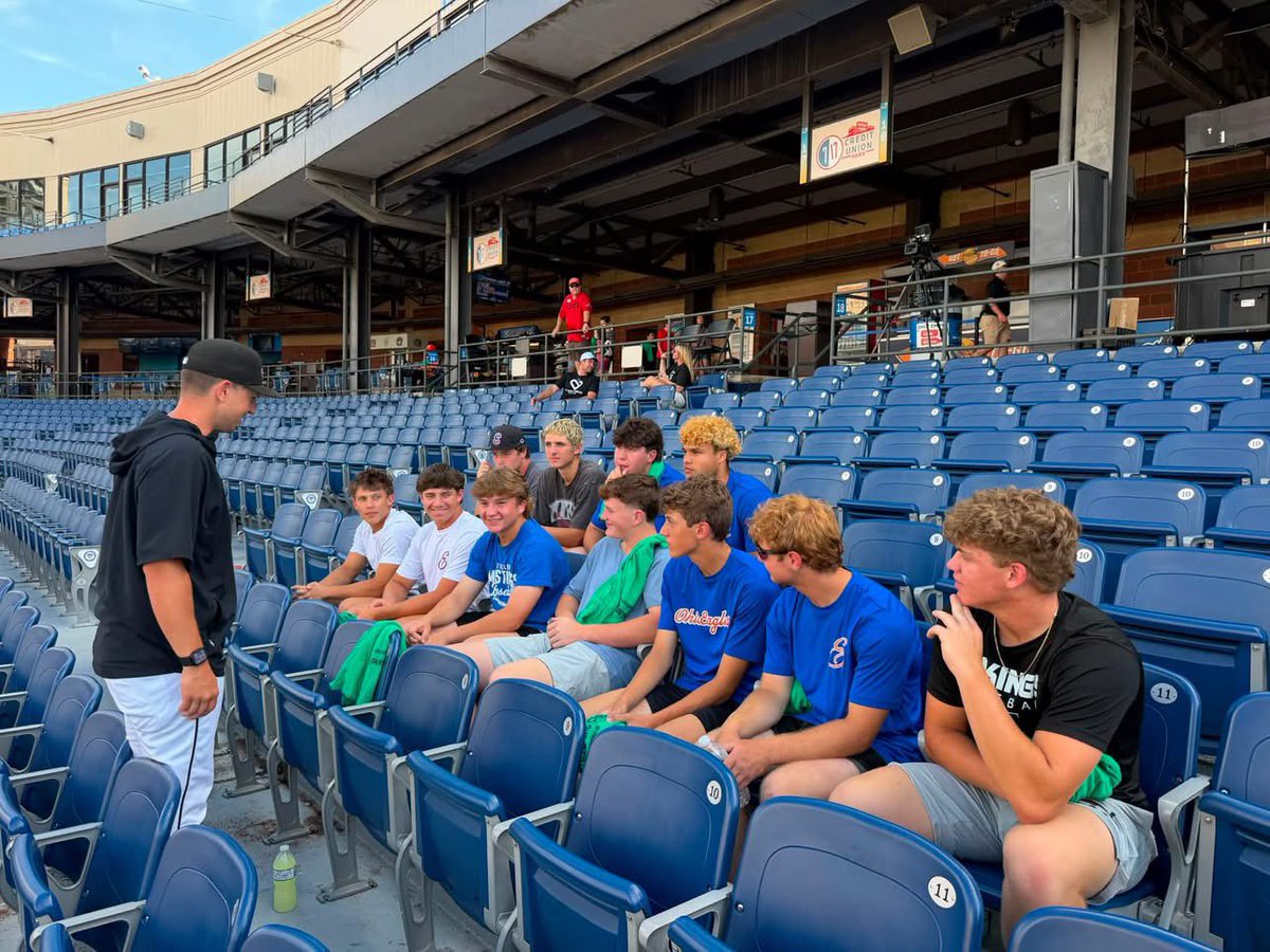 OhioEaglesball's tweet photo. Team event at the Akron RubberDucks game tonight, boys got in early and had the pleasure of being talked to by the Ducks head pitching coach. #DriveTheBus #EaglesBall 🦅🦅 https://t.co/4yGppIjy2L