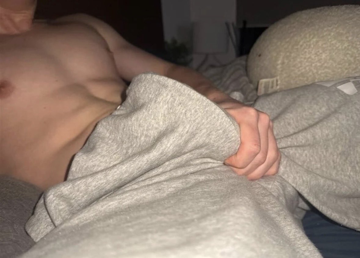 boyslovergoon's tweet photo. should I take them off? https://t.co/PglXRoDdJJ